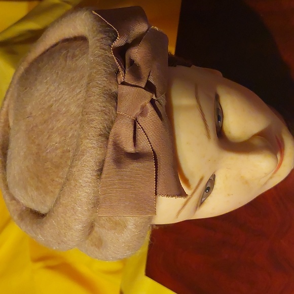 Accessories - Vintage Hat